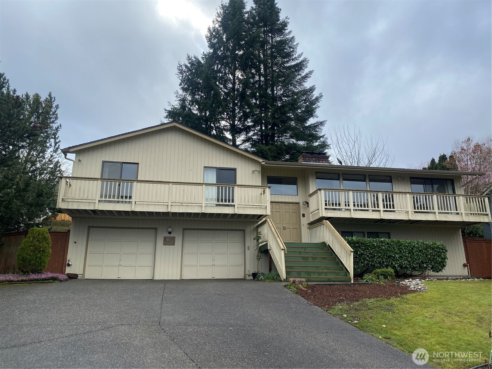 14911 SE 49th Street, Bellevue, WA 98006