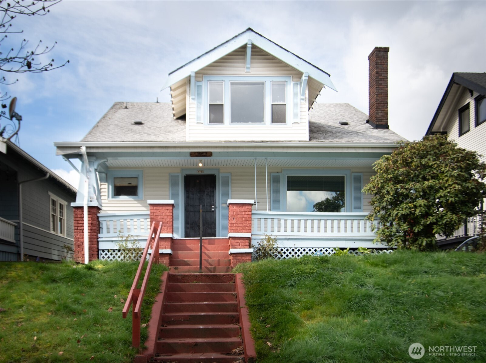 1208 S Ainsworth Avenue, Tacoma, WA 98405