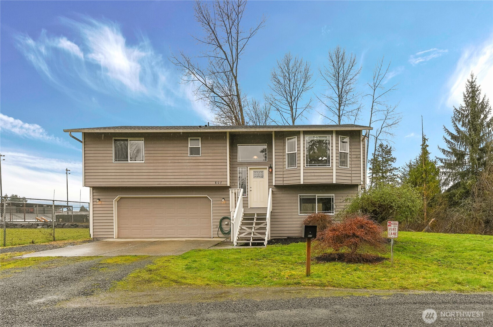 807 E Stanley Place, Granite Falls, WA 98252