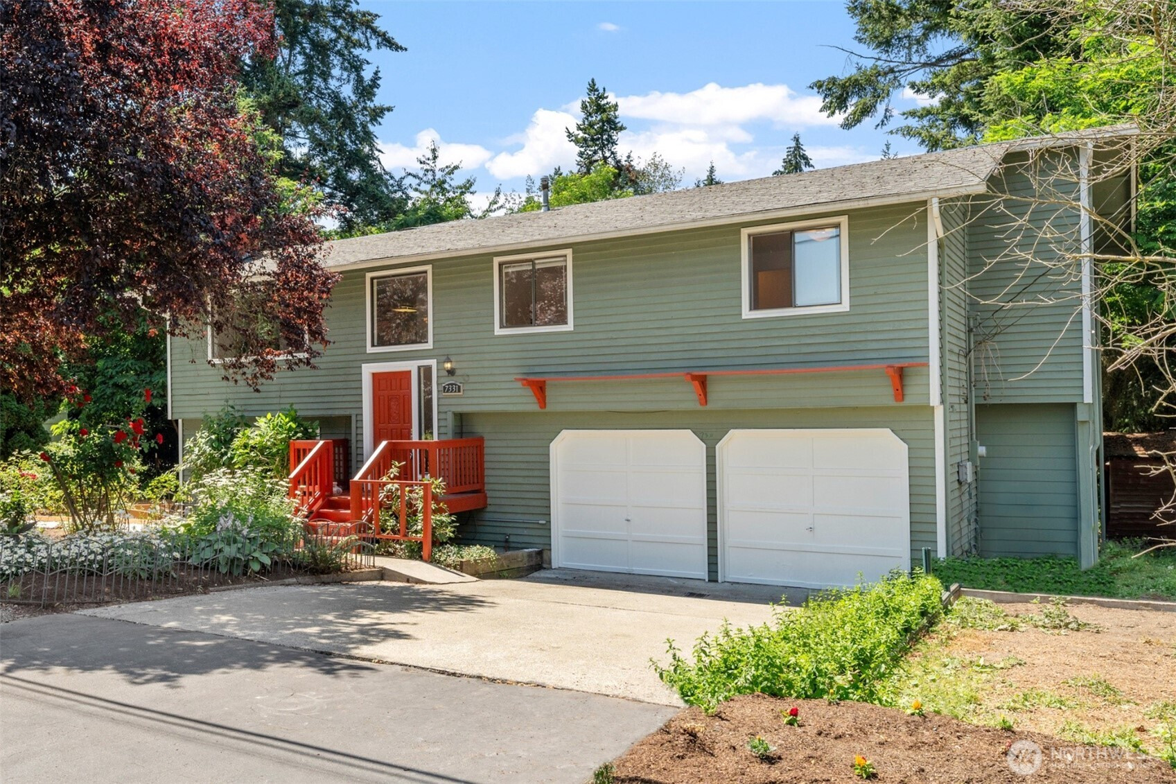 7331 151st Avenue NE, Redmond, WA 98052