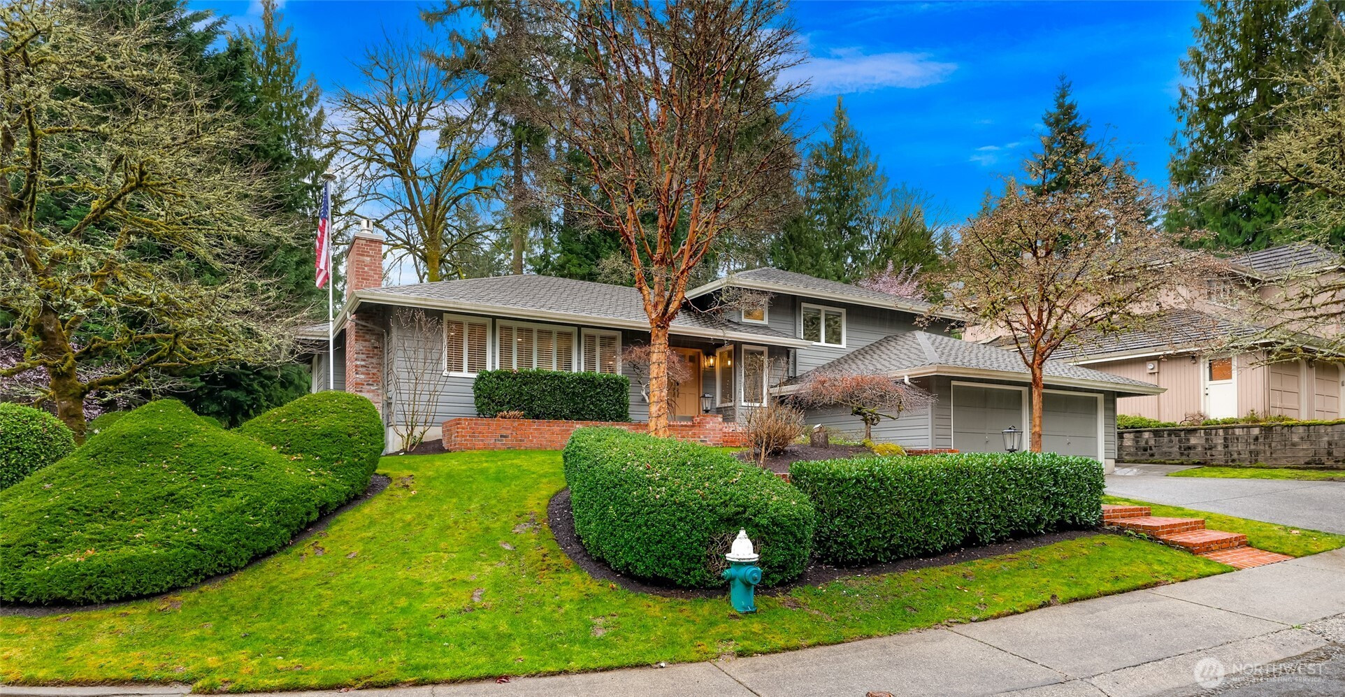 2734 224th Avenue NE, Sammamish, WA 98074