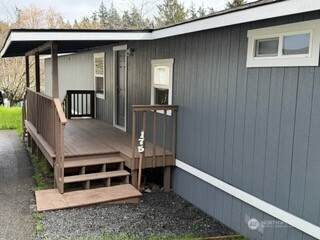 175 NE Camelot Drive, Bremerton, WA 98311