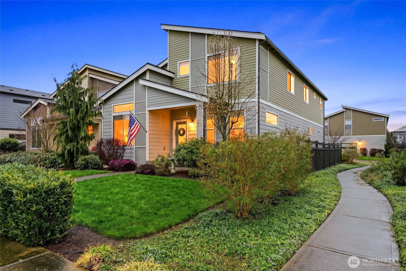 32909 Crystal Lakes Lane, Black Diamond, WA 98010