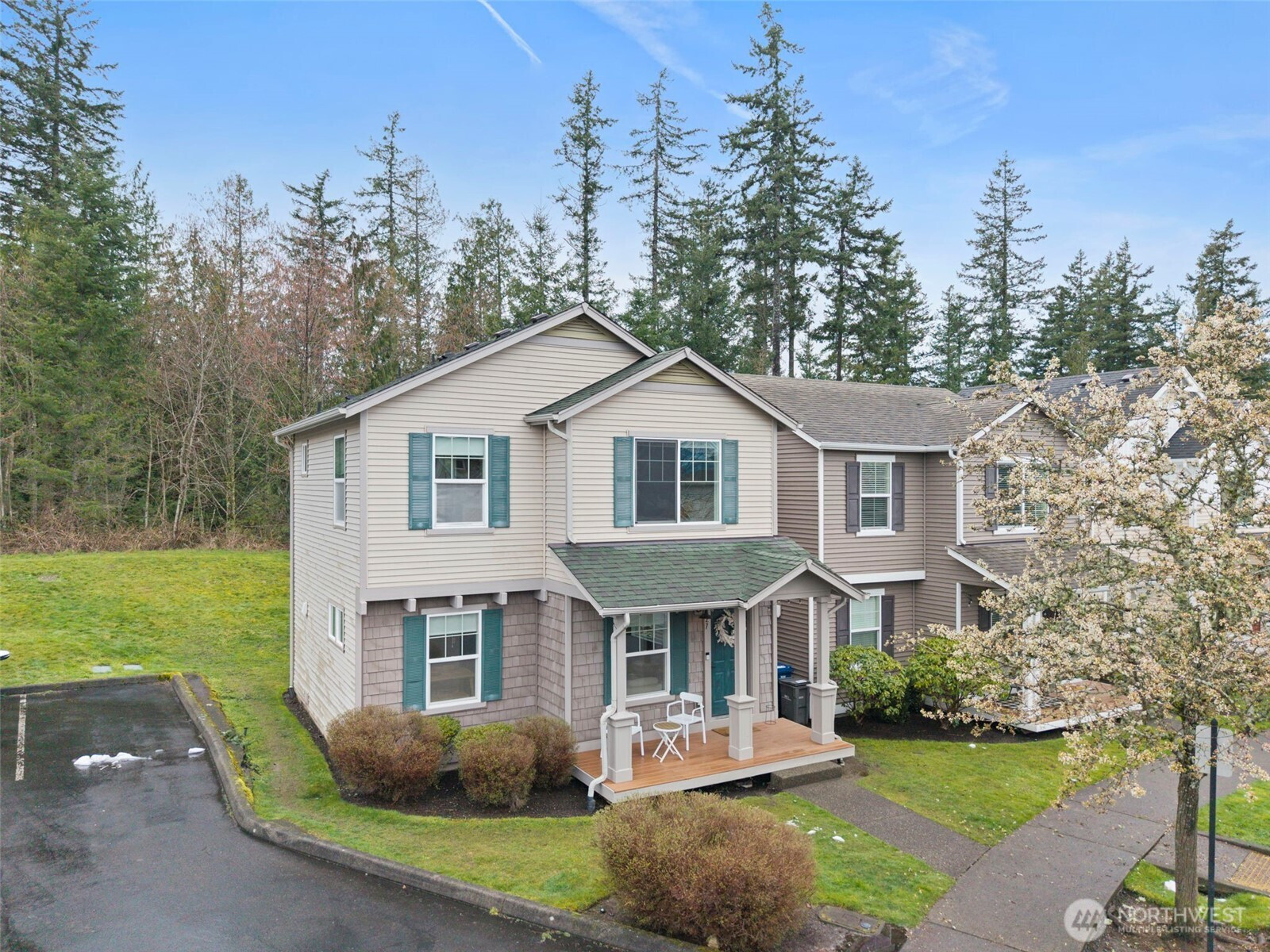 6827 SE Gove Street, Snoqualmie, WA 98065
