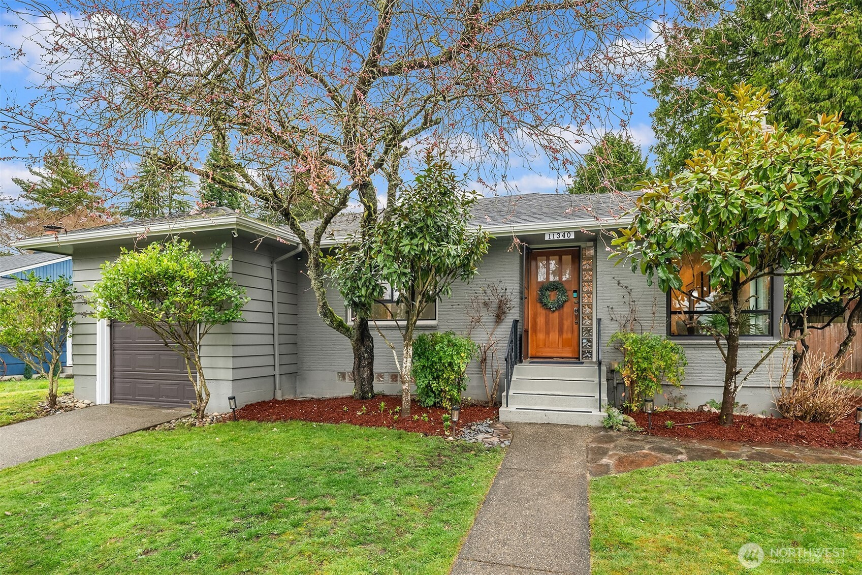 11340 Alton Avenue NE, Seattle, WA 98125