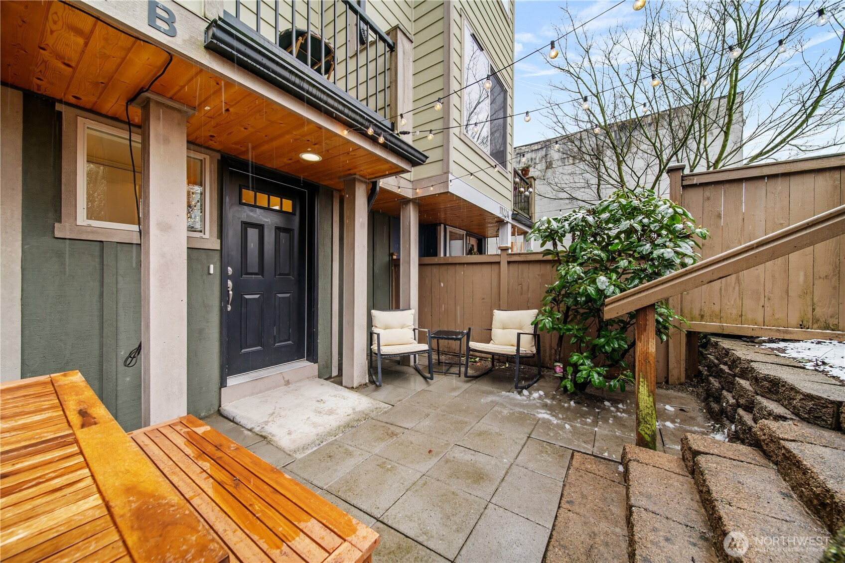 1122 N 92nd Street, Seattle, WA 98103