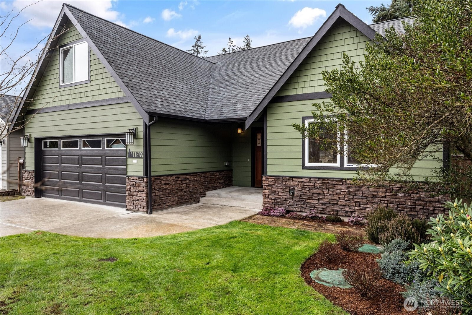 1809 Watkins Road, Freeland, WA 98249