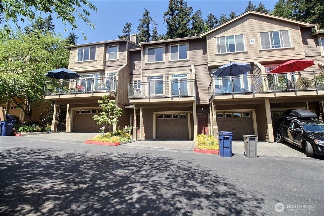 23300 SE Black Nugget Road, Issaquah, WA 98029