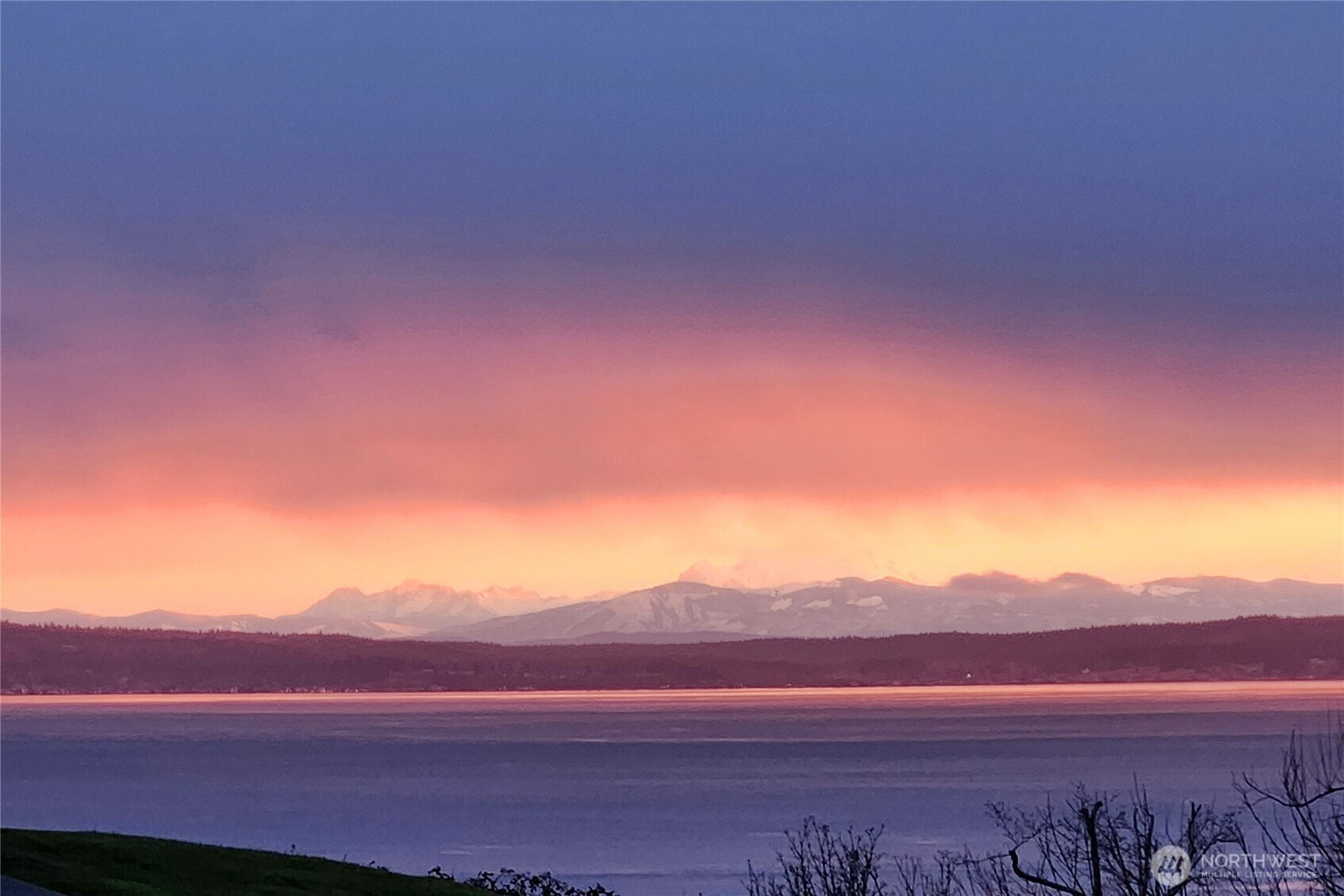 7618 NE Zachariasen Court, Hansville, WA 98340