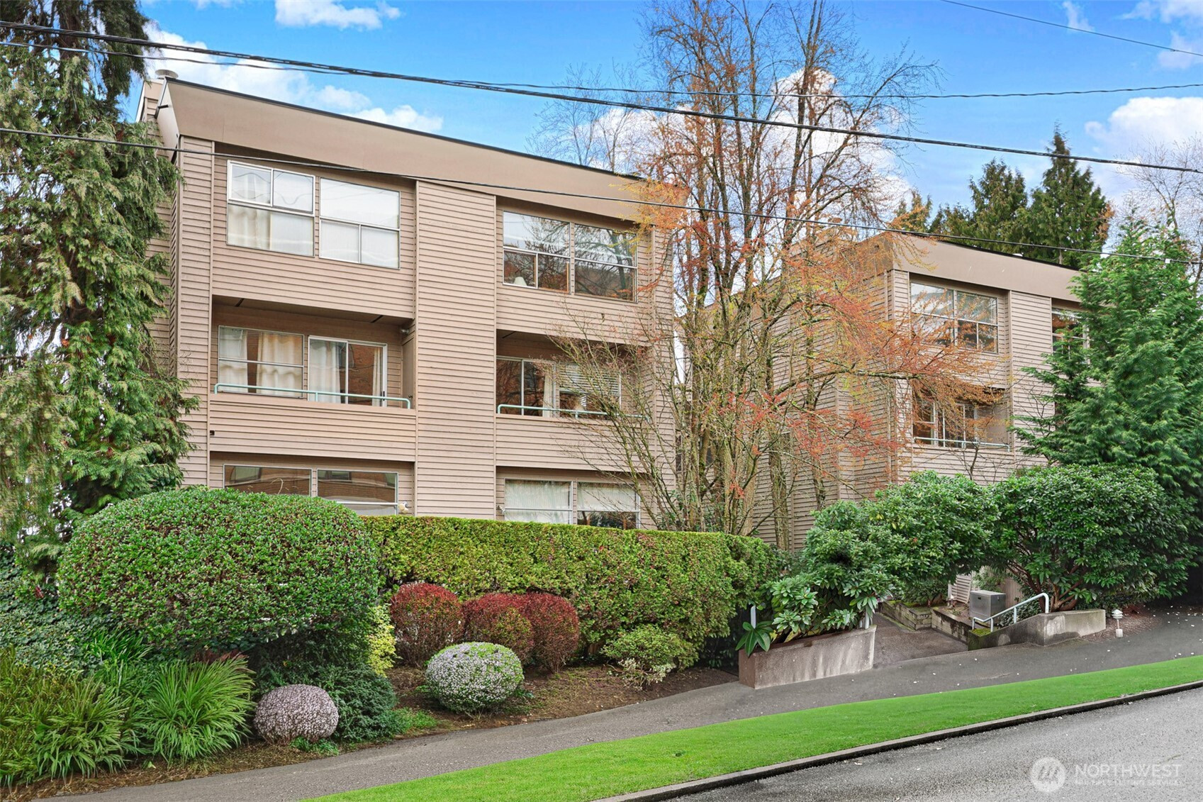 2829 Franklin Avenue E, Seattle, WA 98102