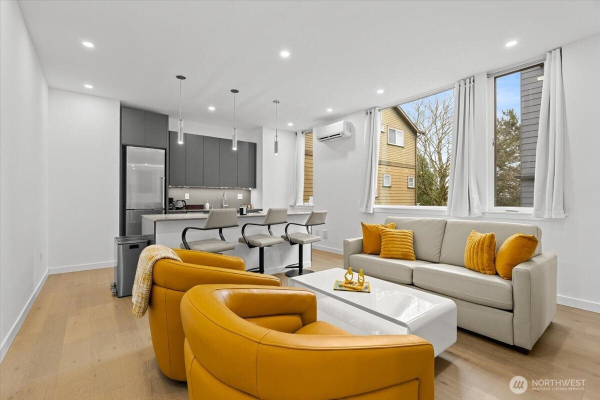 2009 S Norman, Seattle, WA 98144