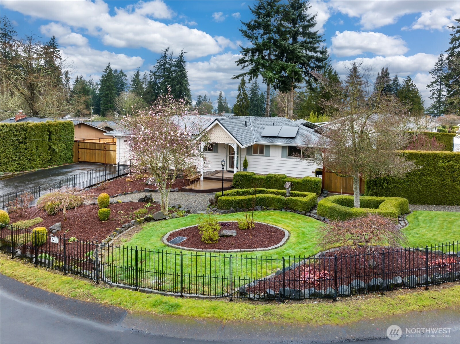 206 SW 303rd Street, Federal Way, WA 98023