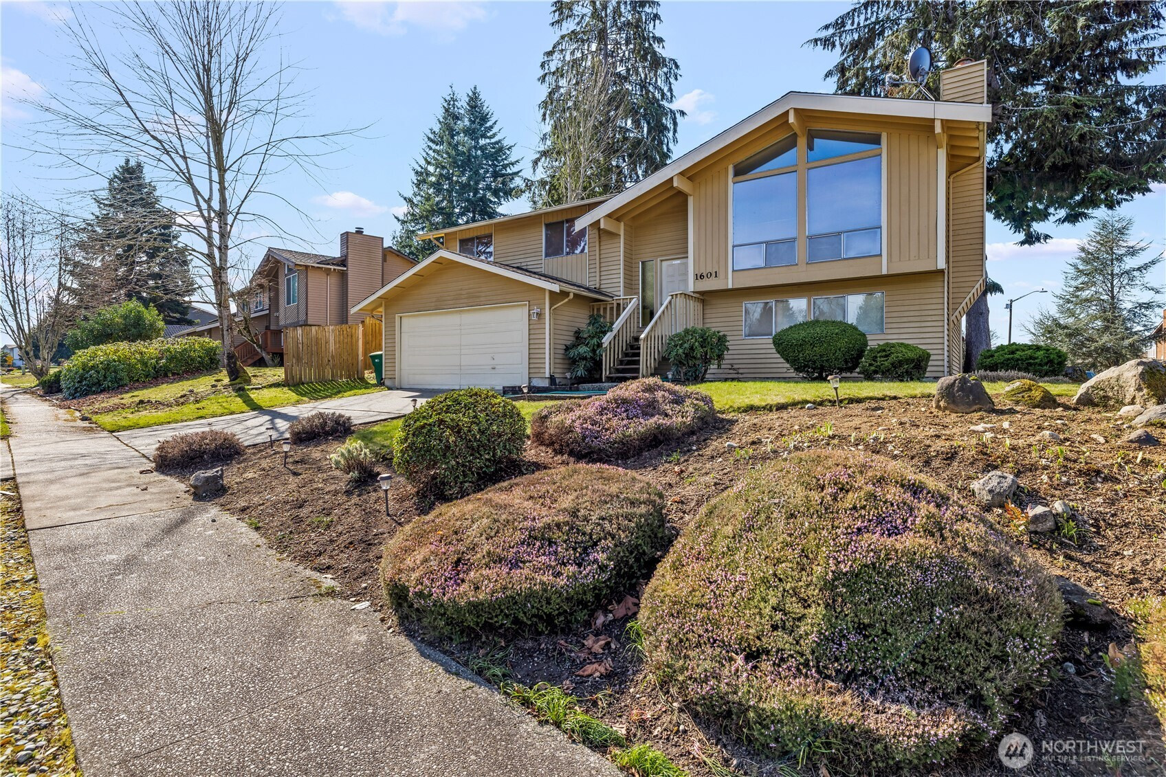 1601 Olympia Avenue SE, Renton, WA 98058