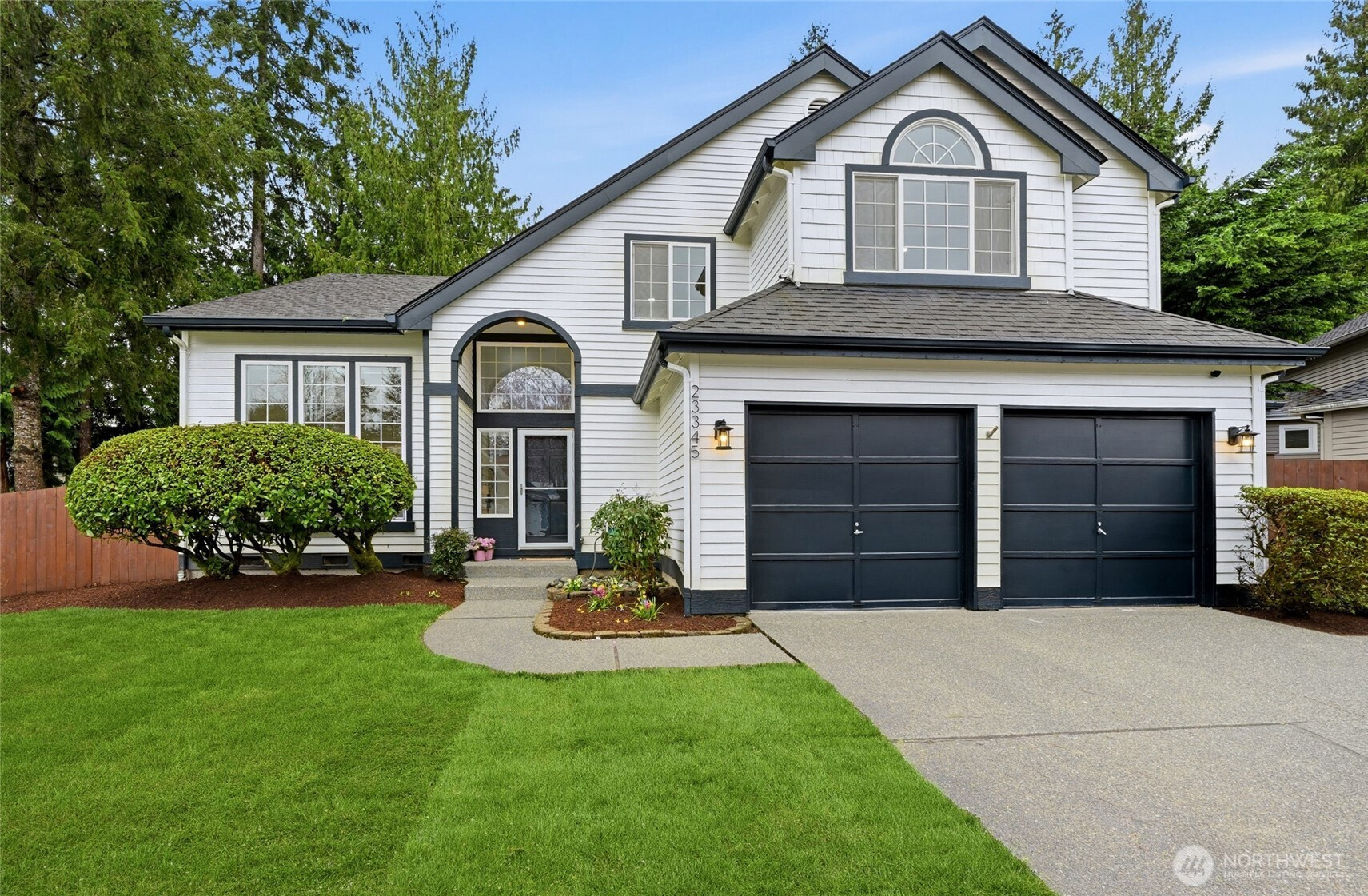 23345 NE 24th Place, Sammamish, WA 98074