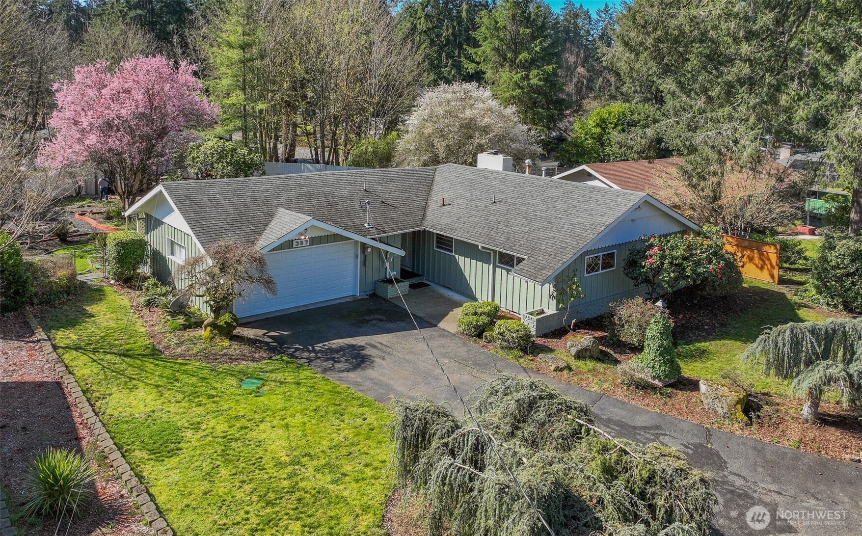 307 Ranger Drive SE, Lacey, WA 98503