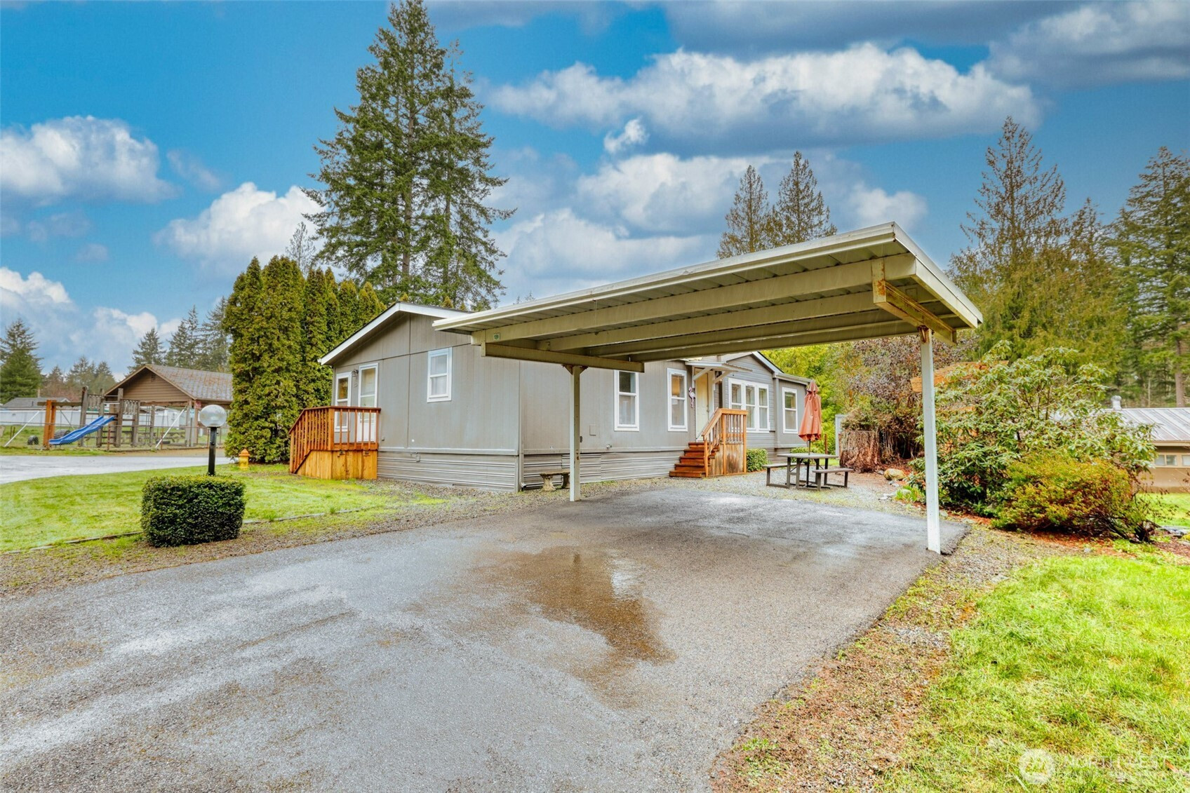 9111 66th Avenue NW, Gig Harbor, WA 98332