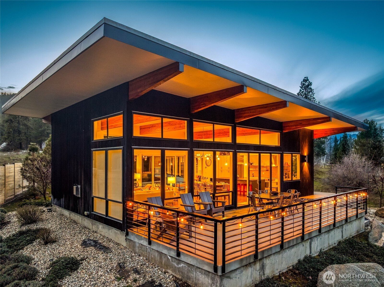 9275 Lone Pine Orchards Road, Leavenworth, WA 98826