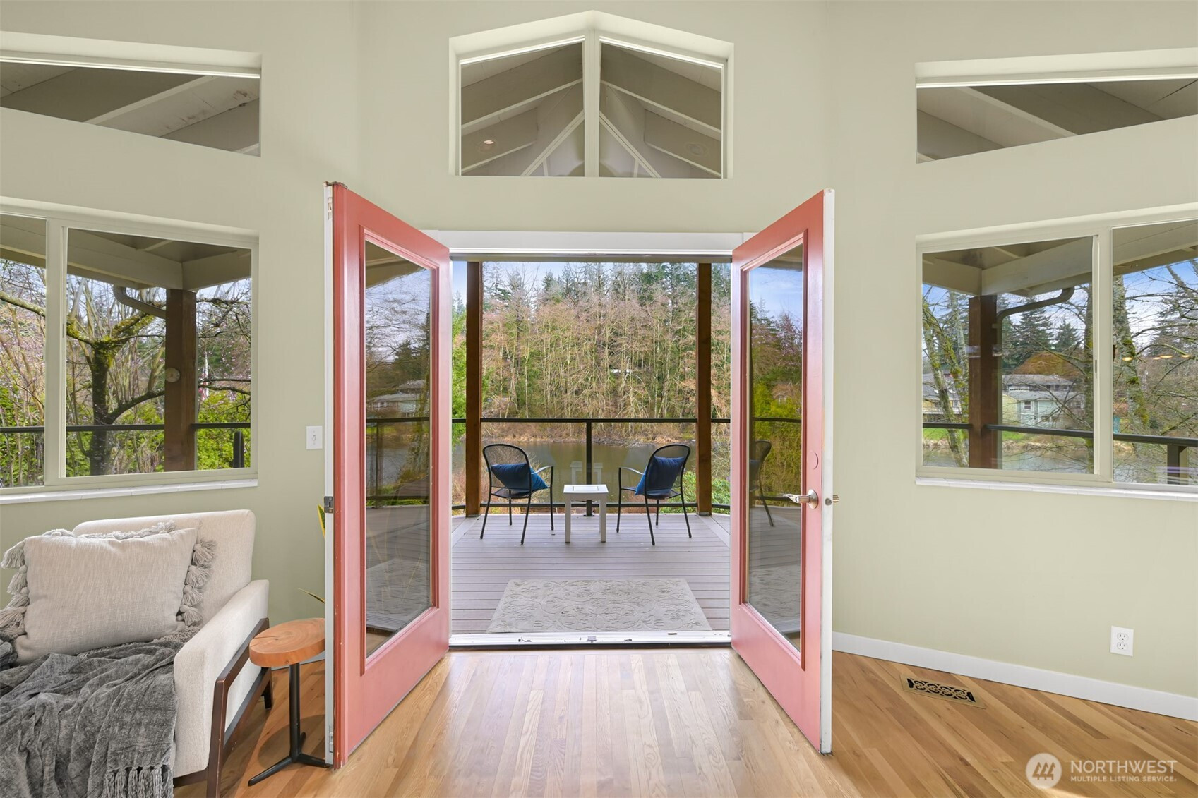 424 Rainbow Drive, Sedro Woolley, WA 98284