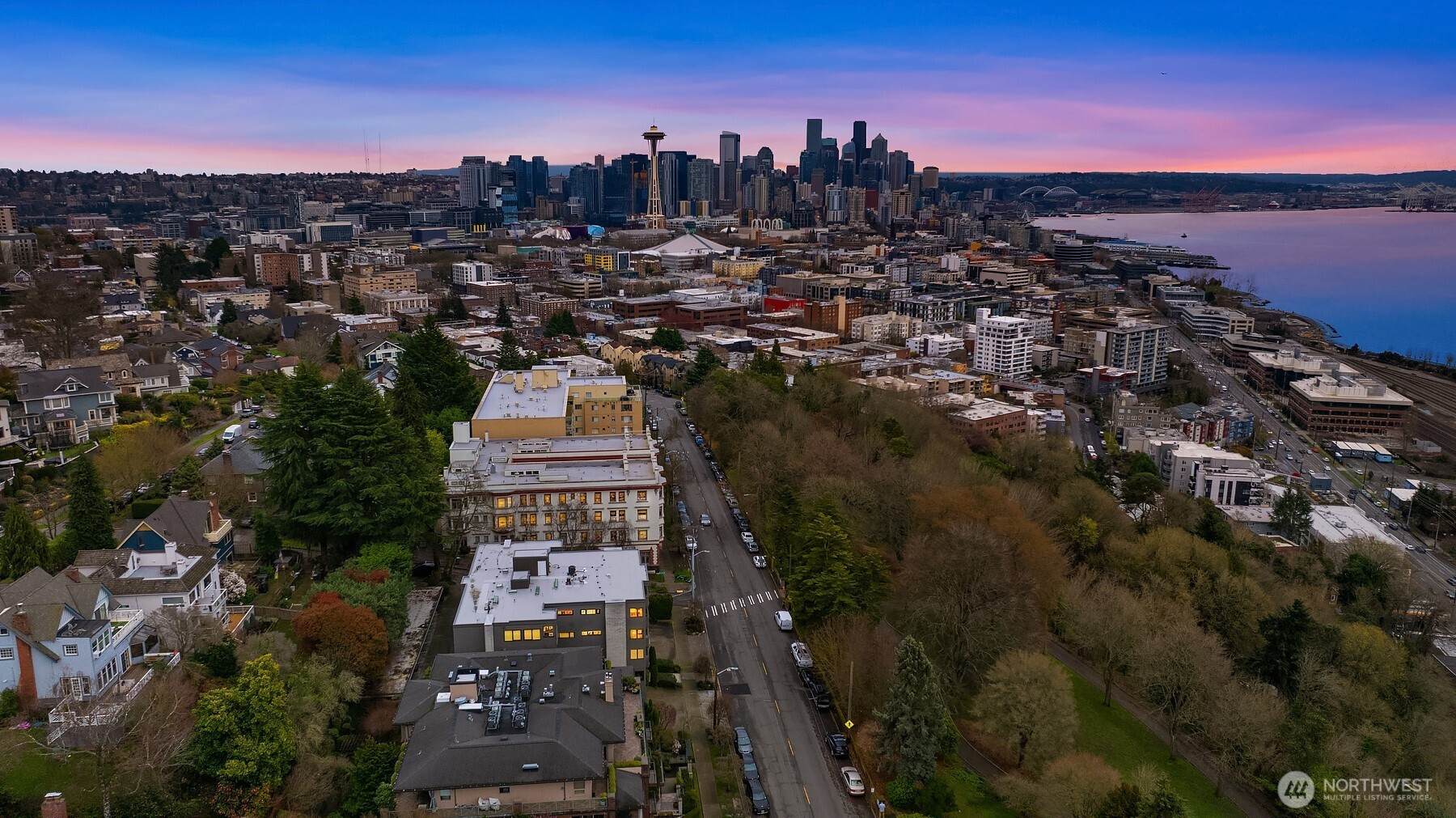 654 W Olympic Place, Seattle, WA 98119