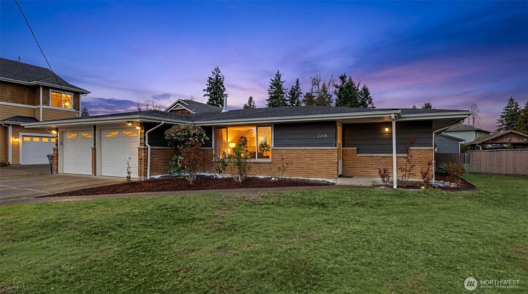 2200 NE 12th, Renton, WA 98056