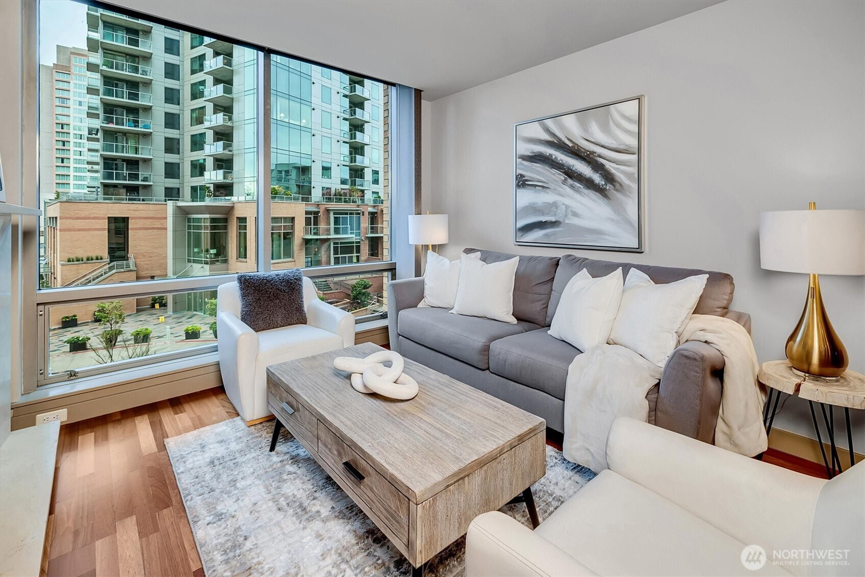 10650 NE 9th Place, Bellevue, WA 98004