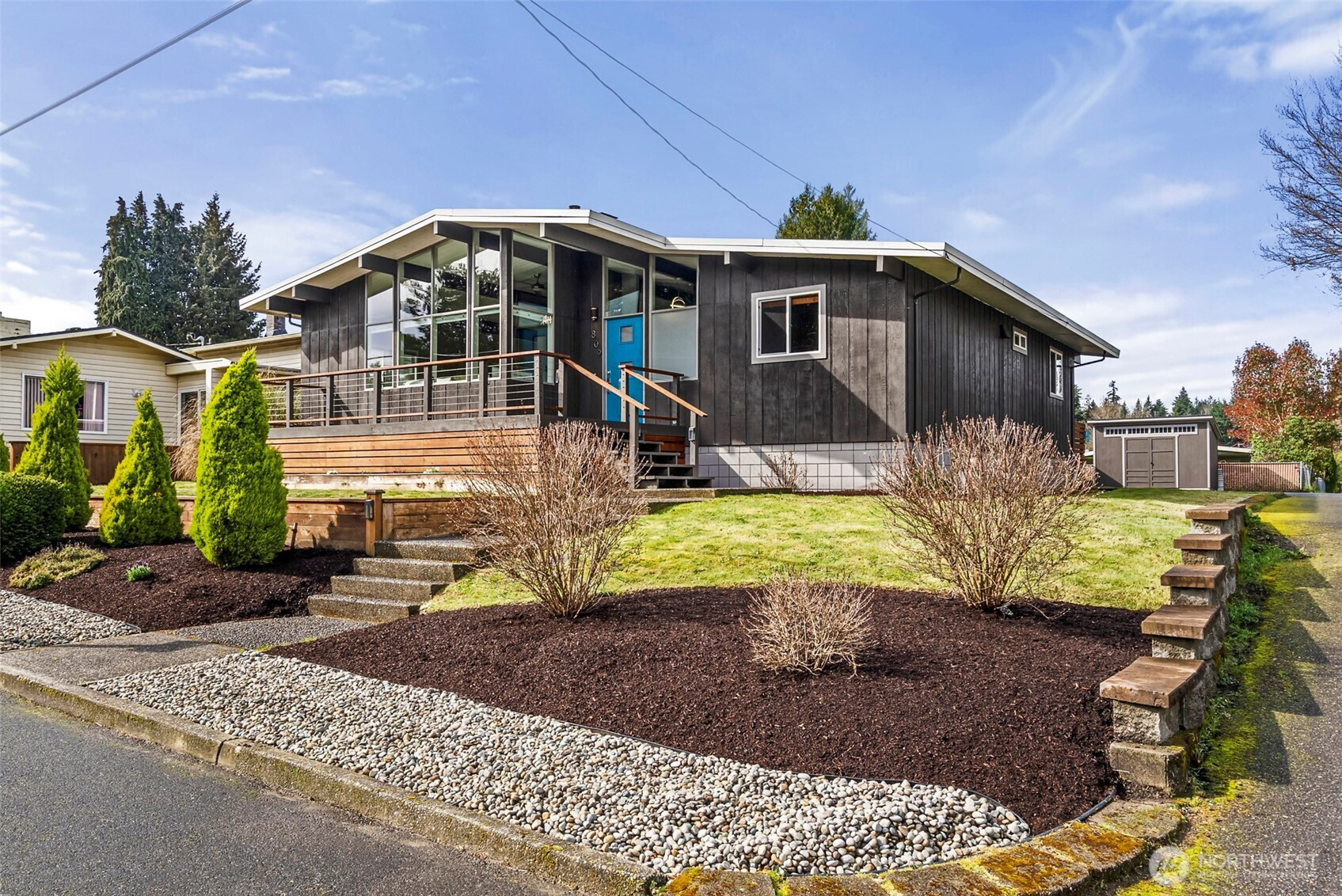 809 N 6th Avenue SW, Tumwater, WA 98512