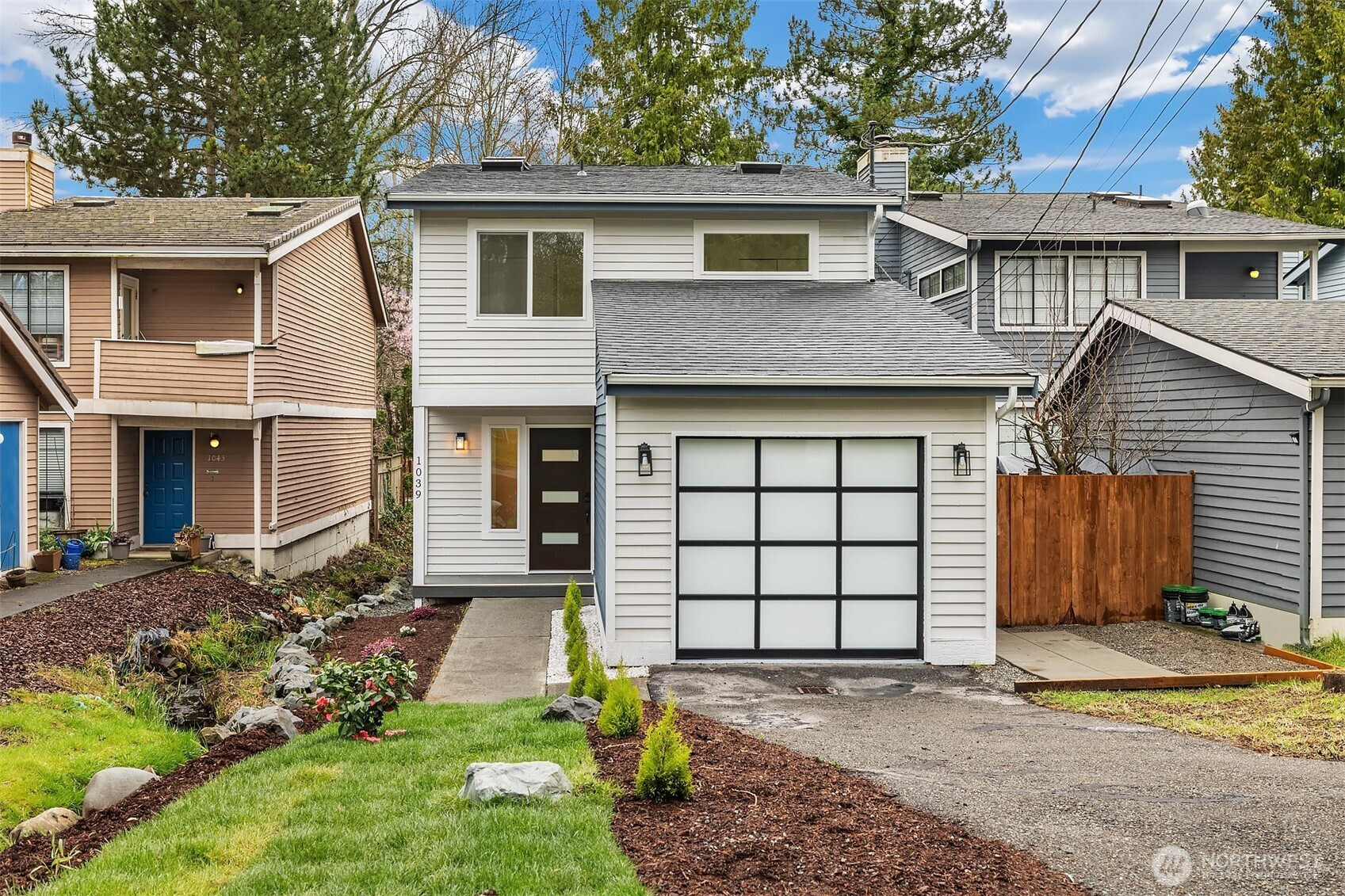 1039 NE 113th Street, Seattle, WA 98125