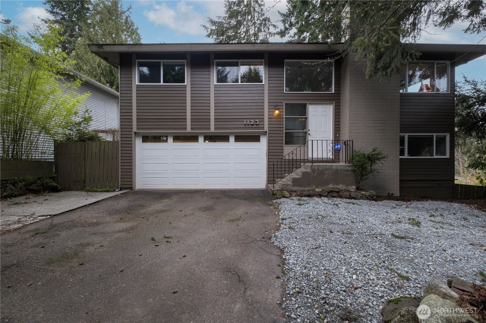 1123 SW 144 Street, Burien, WA 98166
