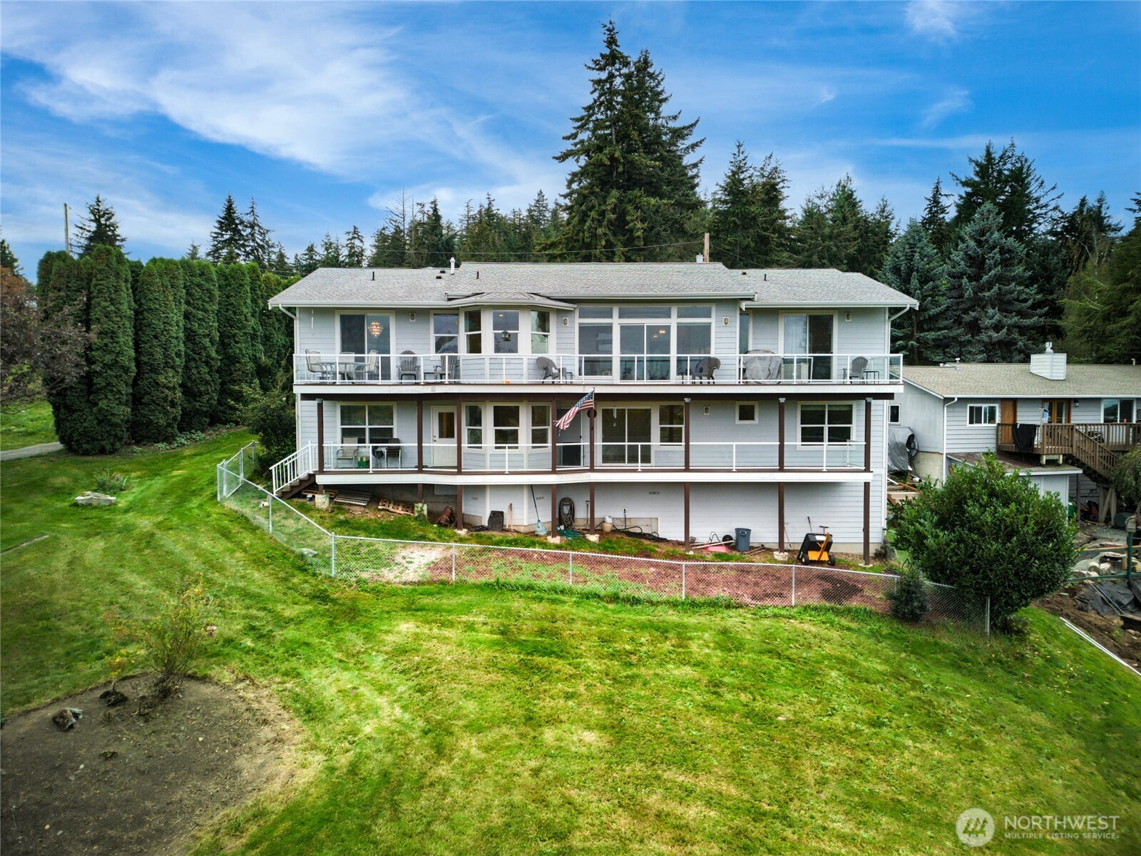 4111 R Avenue, Anacortes, WA 98221