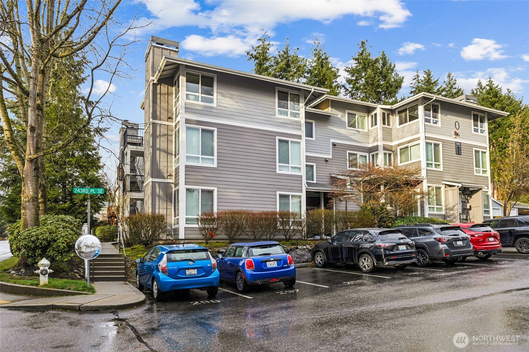 3901 243rd Place SE, Bothell, WA 98021