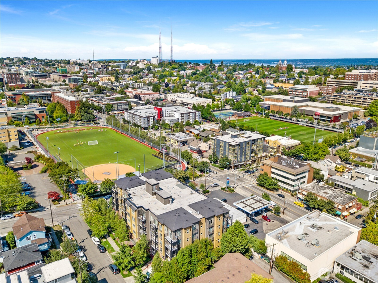 412 11, Seattle, WA 98122