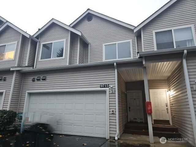 9715 26th Avenue SW, Seattle, WA 98106