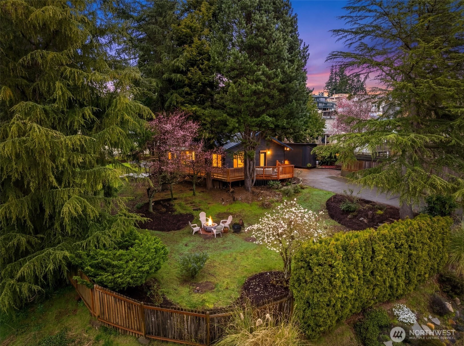 21108 1st Avenue S, Des Moines, WA 98198