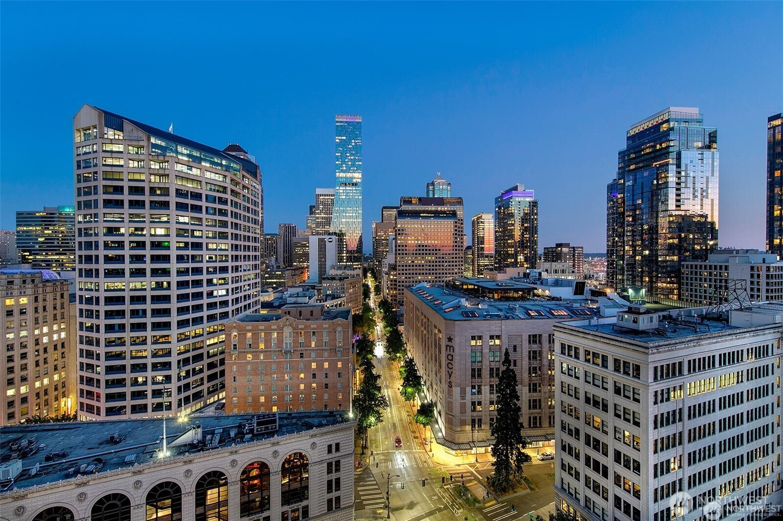 1920 4th Avenue, Seattle, WA 98101