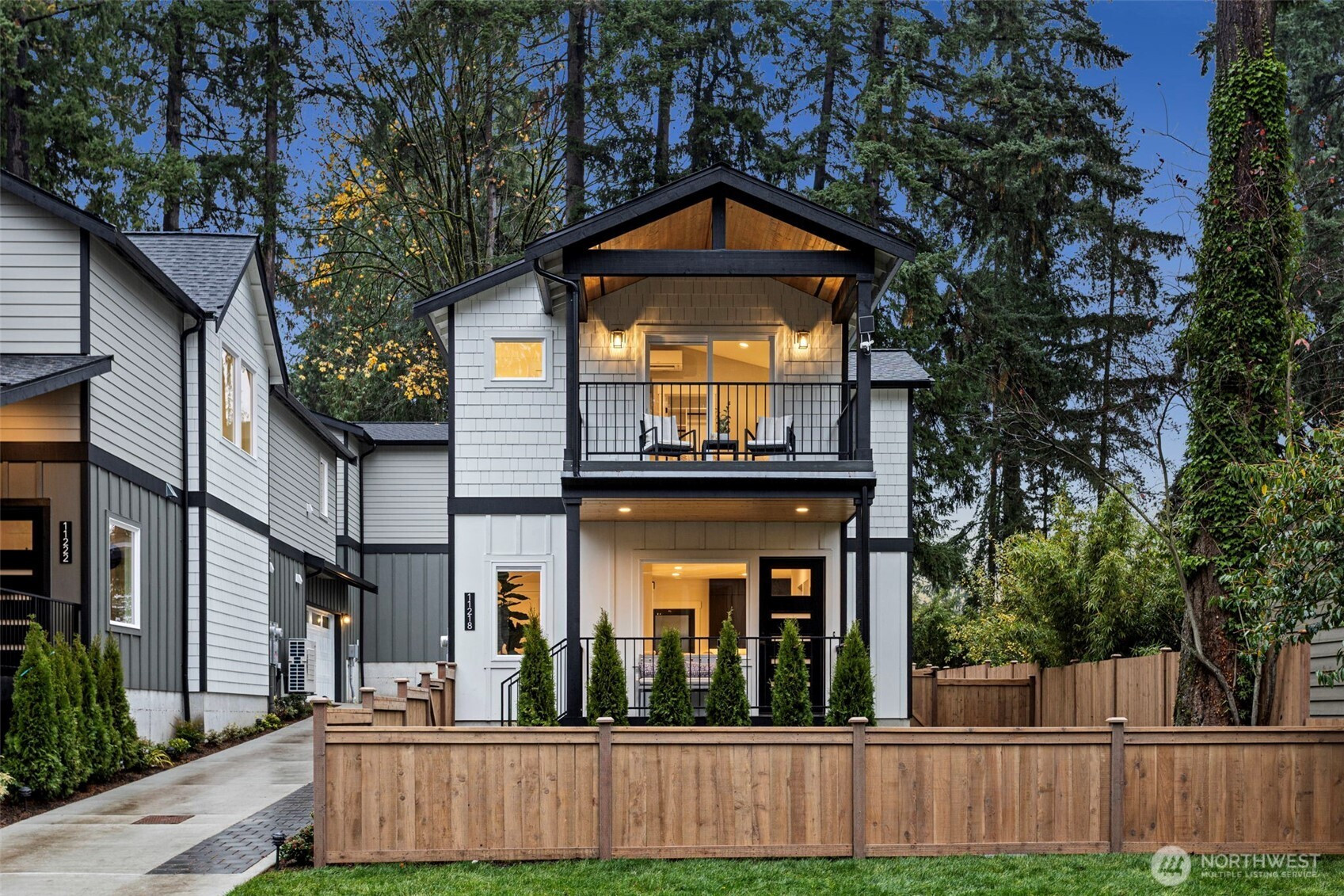 11218 115th Place NE, Kirkland, WA 98033