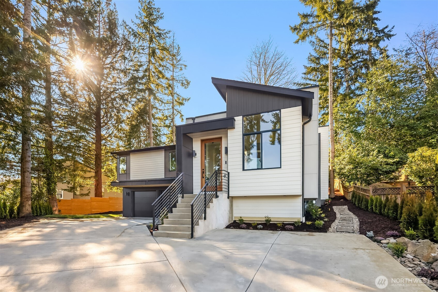 2109 129th Avenue SE, Bellevue, WA 98005