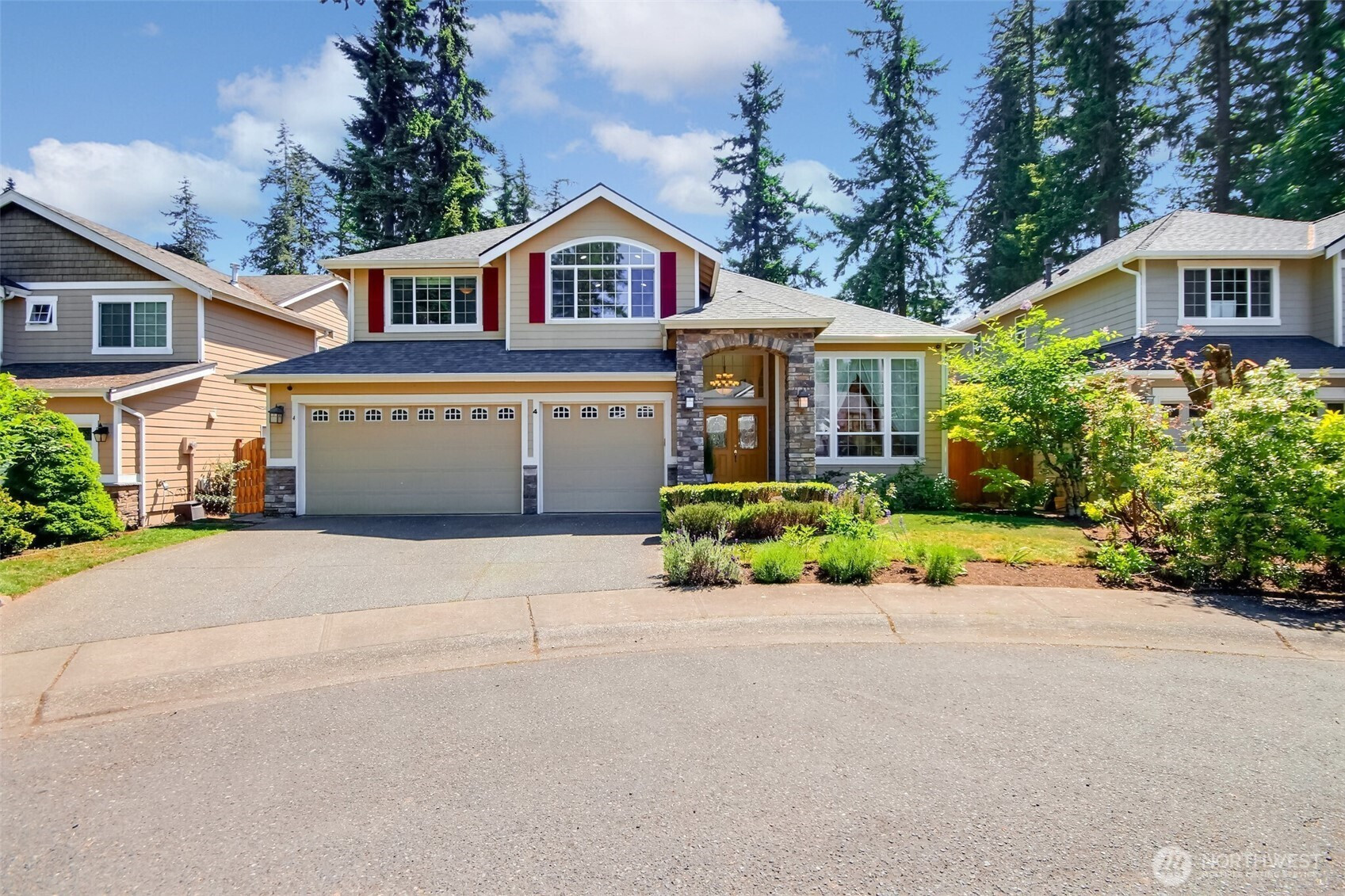 4 148 Place SW, Lynnwood, WA 98087