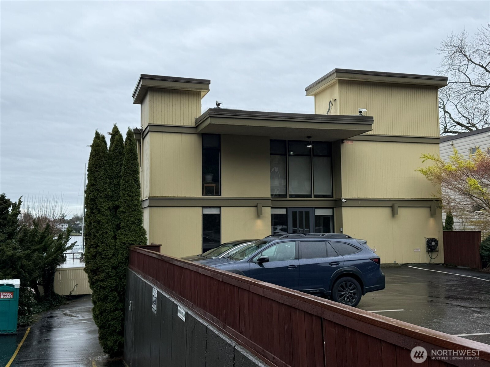 4561 Lake Washington Boulevard, Kirkland, WA 98033