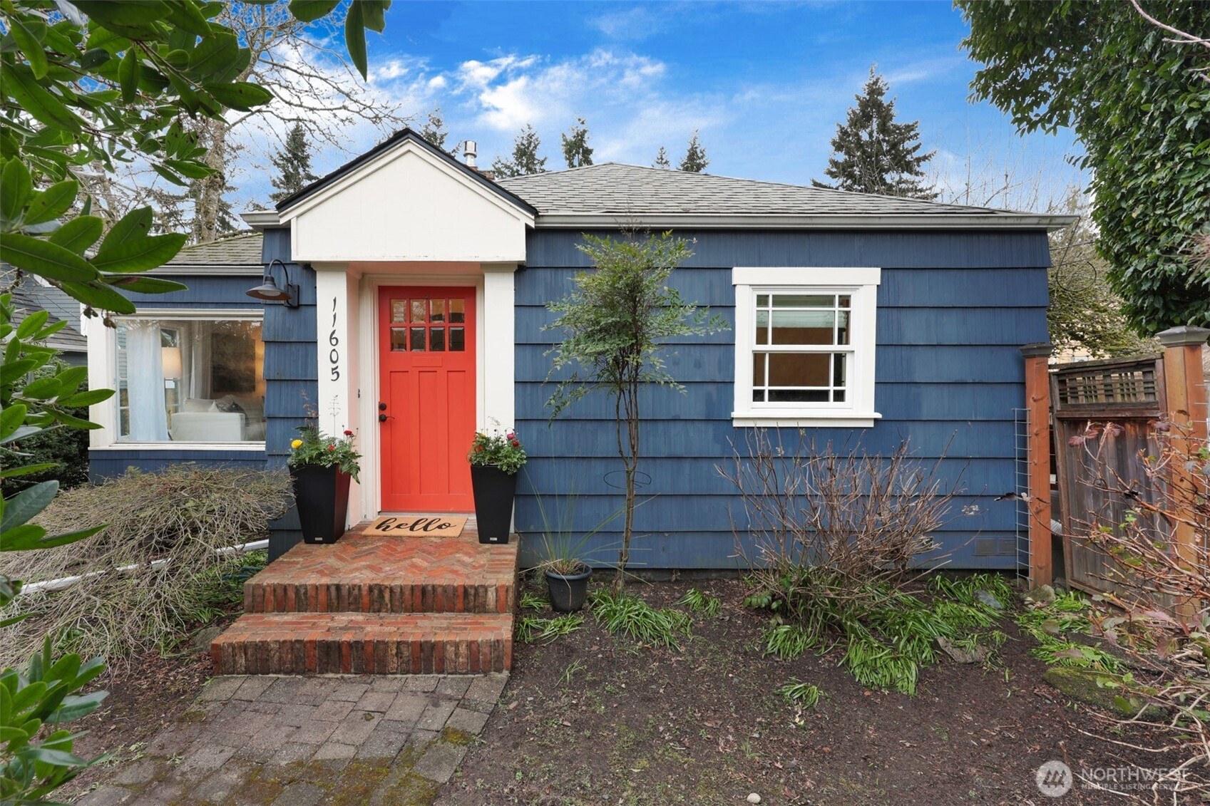 11605 Meridian Avenue N, Seattle, WA 98133