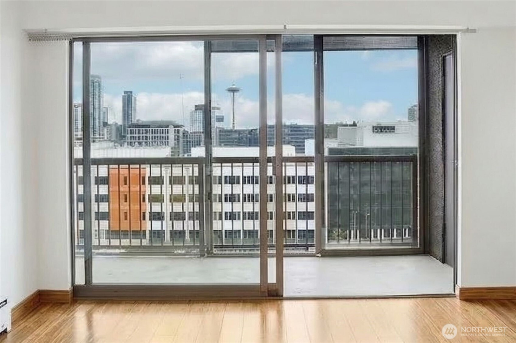 320 Melrose Avenue E, Seattle, WA 98102