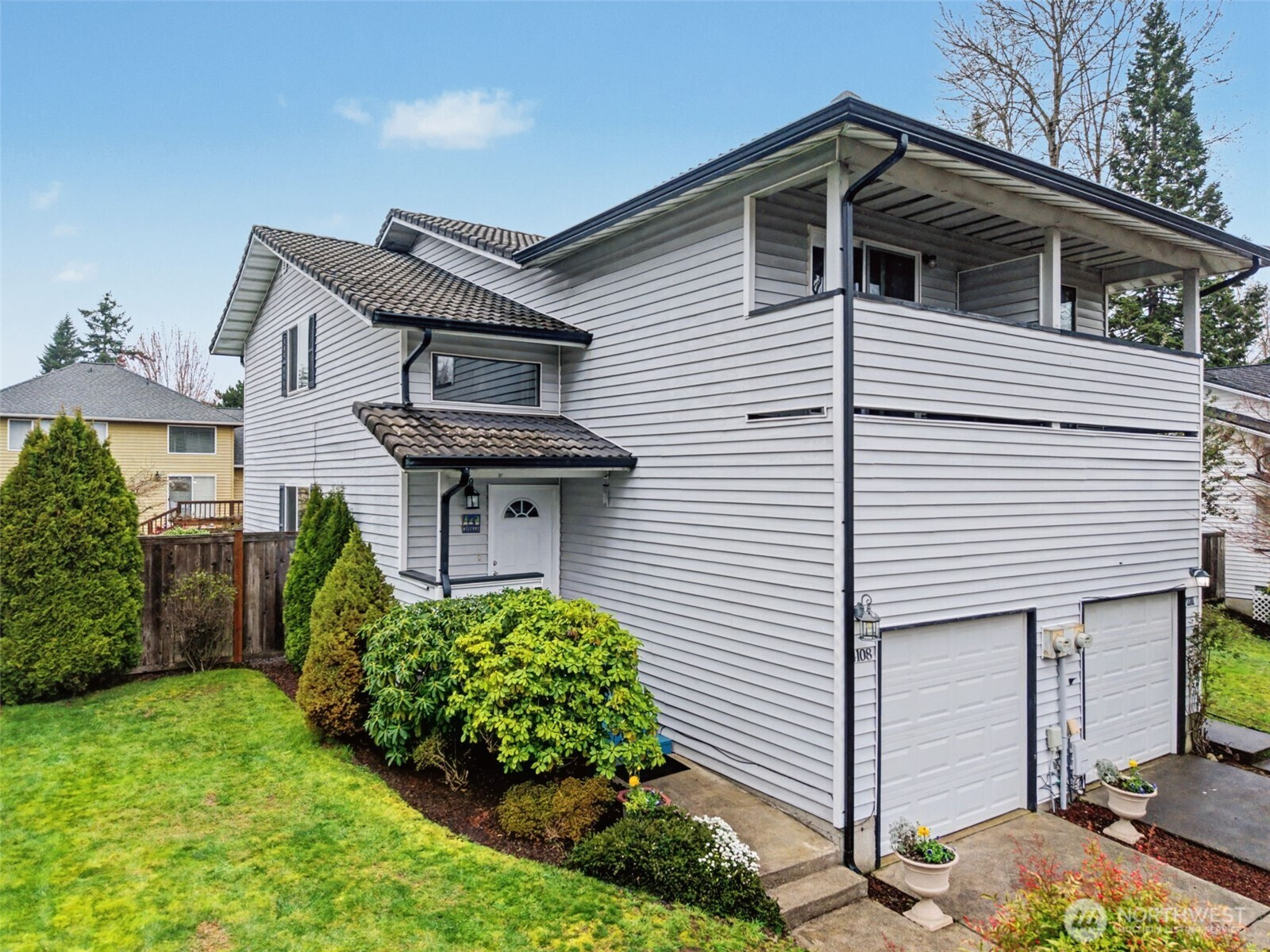 4108 NE 6th Place, Renton, WA 98059
