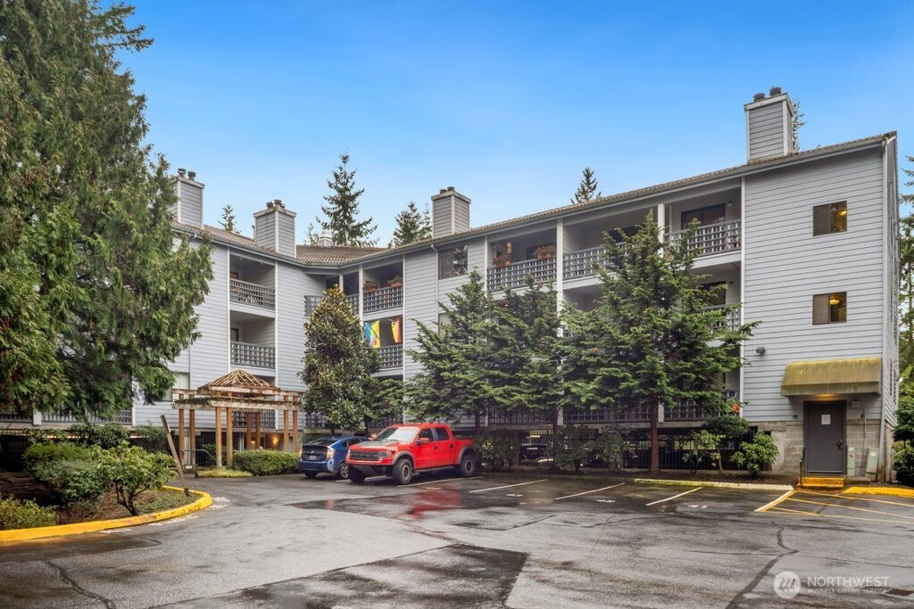 710 N 160th Street, Shoreline, WA 98133