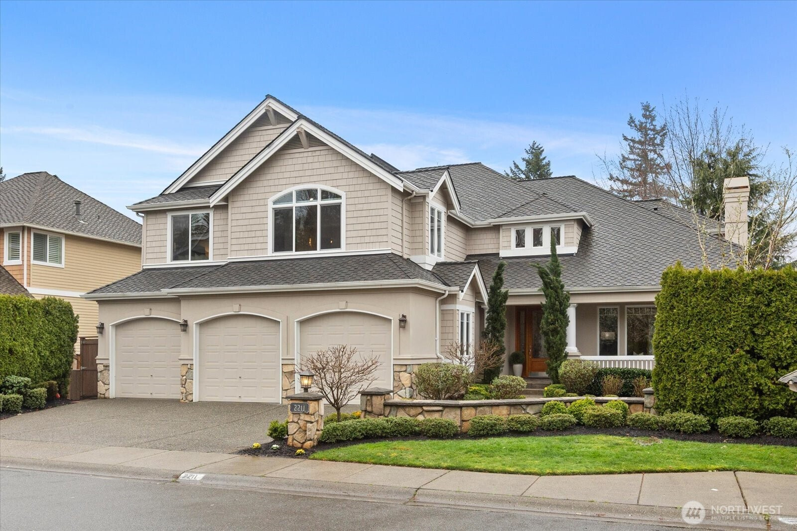 2211 204th Place NE, Sammamish, WA 98074