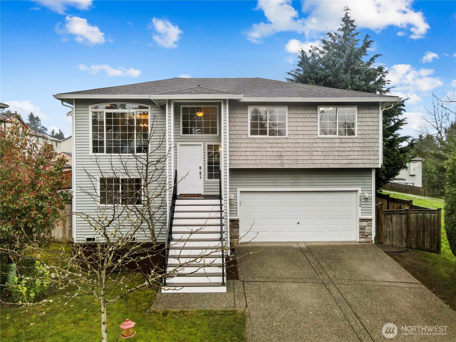 18926 21st Ave W, Lynnwood, WA 98036