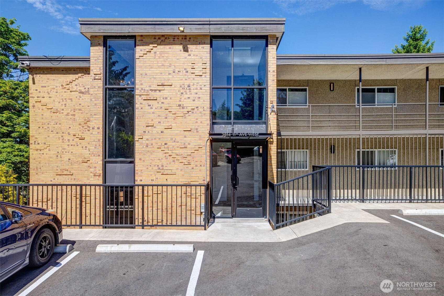 3814 11th Avenue W, Seattle, WA 98119