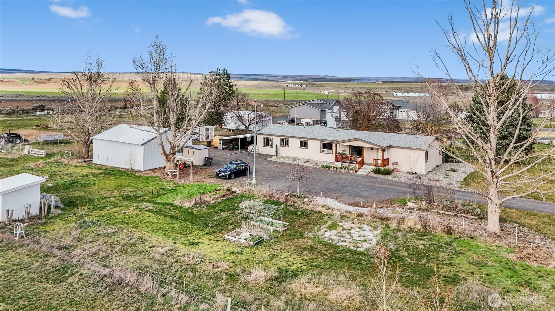 4572 Highway 28 E, Soap Lake, WA 98851