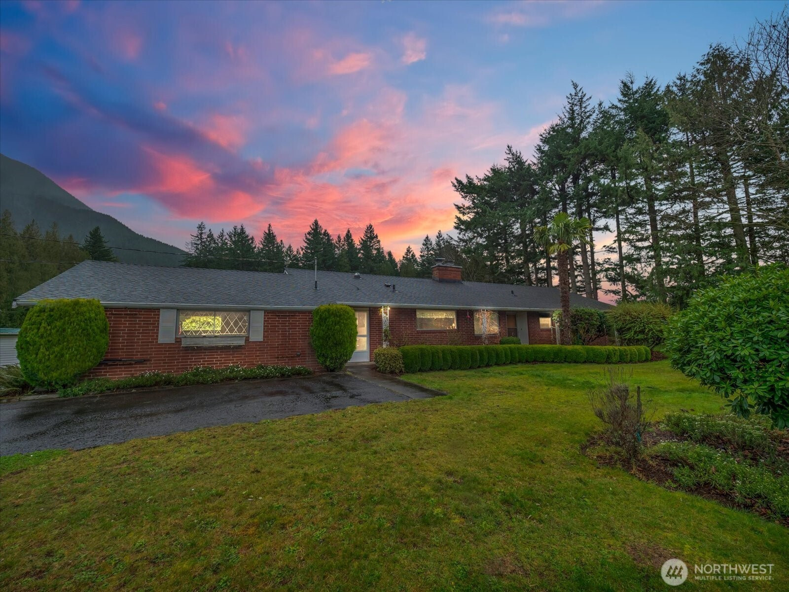 42811 SE 120th Street, North Bend, WA 98045