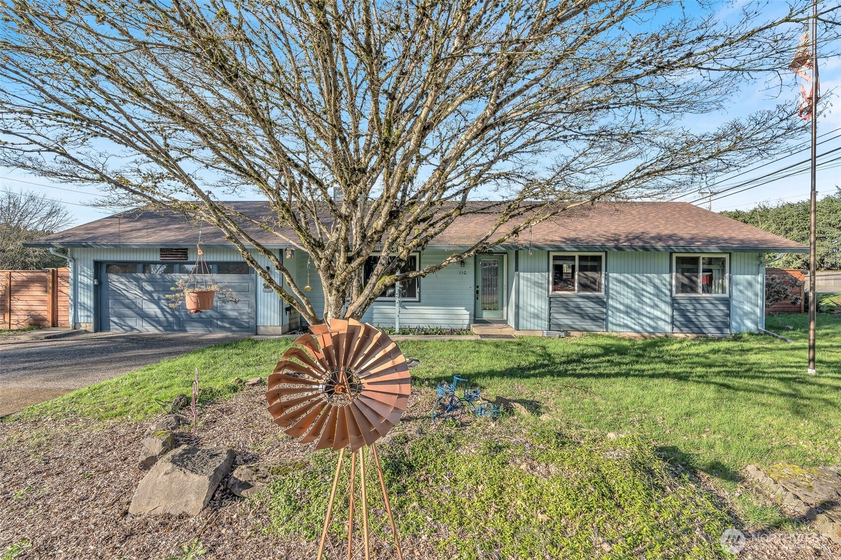 110 CHERRY BLOSSOM Lane, Woodland, WA 98674