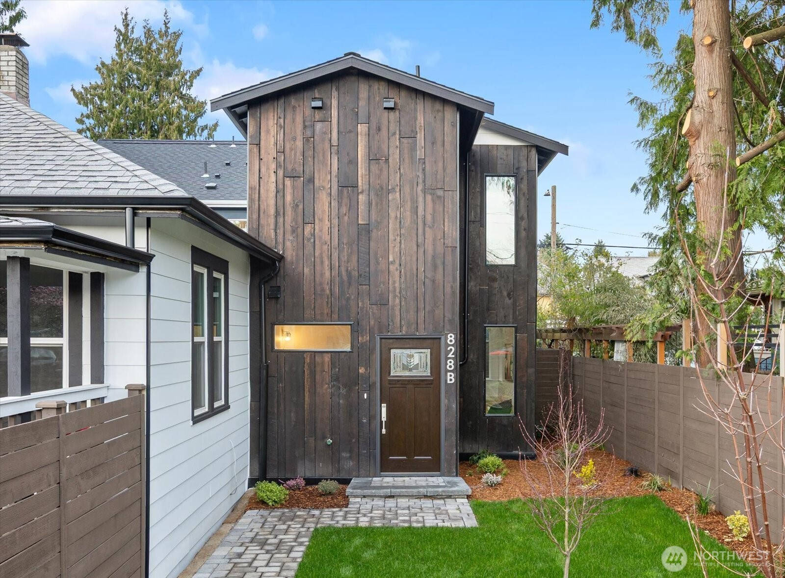 828 S Sullivan Street, Seattle, WA 98108