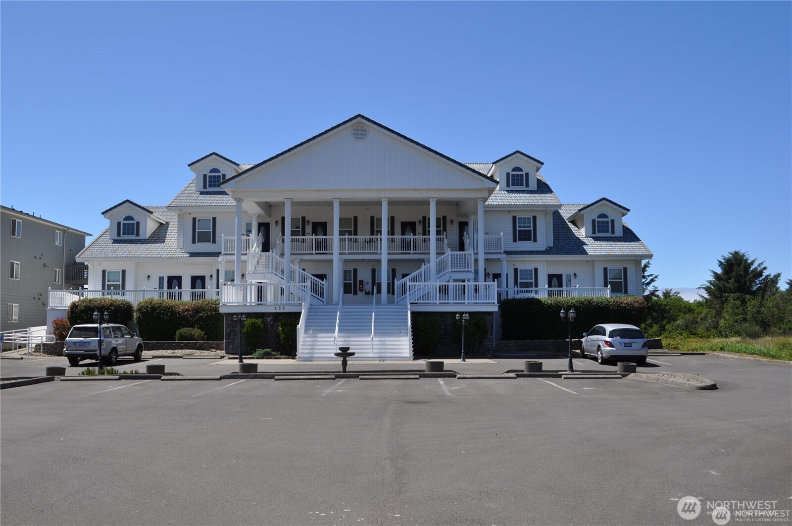 855 Ocean Shores Boulevard NW, Ocean Shores, WA 98569
